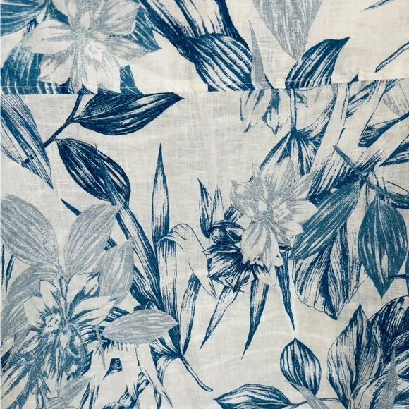 C&C California Tropical Floral Print Linen Button Down Top - Picture 6 of 6